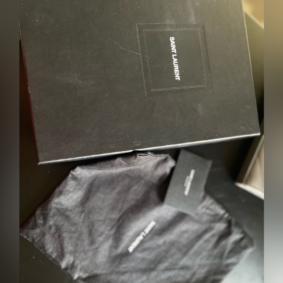 YSL shoulder bag in grey - Picture 7 of 7